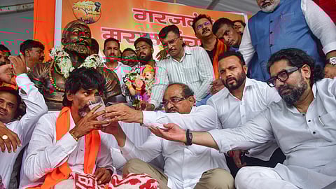 Maratha quota activist Manoj Jarange Patil breaks his hunger strike by sipping fruit juice offered by Maharashtra minister and BJP leader Radhakrishna Vikhe Patil.