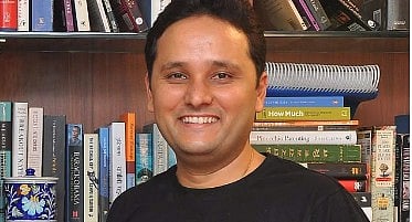 Author Amish Tripathi