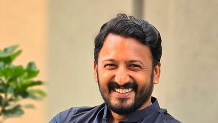 Youth Congress workers have submitted their complaints to KPCC president Sunny Joseph and to the national leadership, demanding strict action against Nemom Shajeer for accompanying Rahul Mamkootathil.