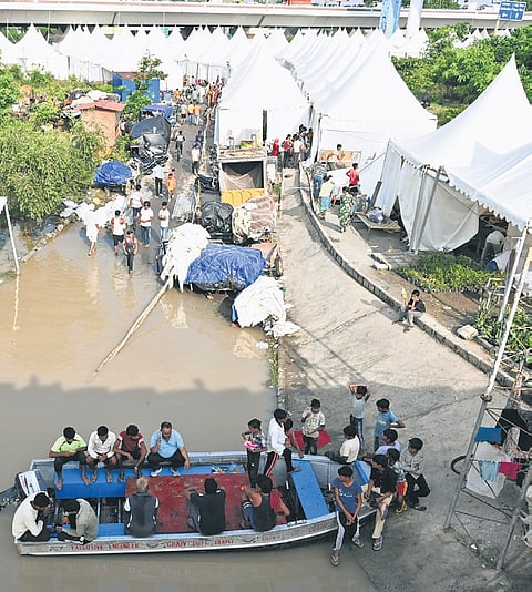 Yamuna swells past 207 metres, third-highest level in six decades