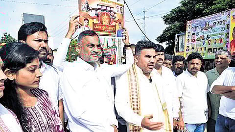 Kunigal Congress MLA Dr HD Ranganath takes out a yatra to Dharmasthala along with his supporters on Saturday.
