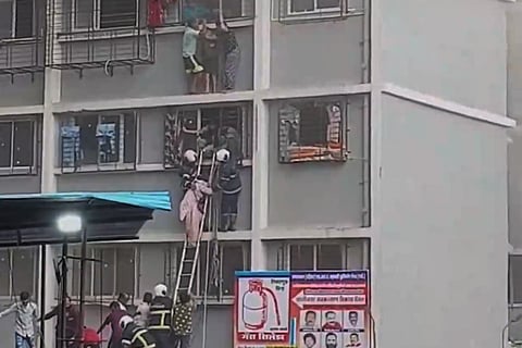 The blaze erupted around 3 pm in New Janakalyan Society at Shanti Nagar in Dahisar East, an official said.