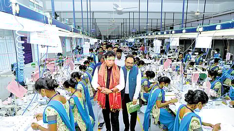 Industries Minister D Sridhar Babu visits the Netaji Apparel Park in Tiruppur