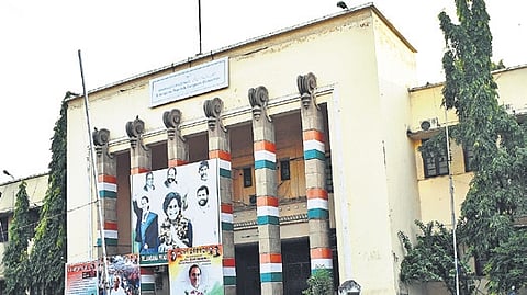 The formation of new district committees has been pending for a long time.