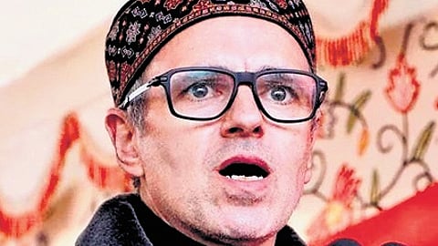 Omar draws Oppn flak over Paris visit amid road blocks