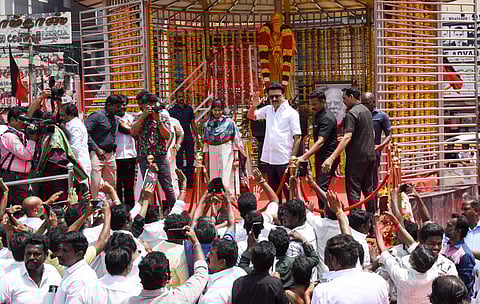 Chief Minister paid floral tributes to the Periyar statue in Tiruchy