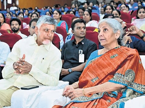 CM Chandrababu Naidu and Union Finance Minister Nirmala Sitharaman take part in the Swasth Nari-Sashakt Parivar Abhiyan programme in Vizag.