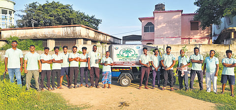 The environmental crusader urges people to join hands to protect and preserve palm trees.