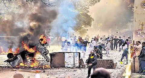 The matter traces back to an FIR registered on February 26, 2020, which accused Devangana Kalita, Natasha Narwal and others, including Umar Khalid and Gulfisha Fatima, of conspiring to incite unrest in Jafrabad under the guise of peaceful protest.