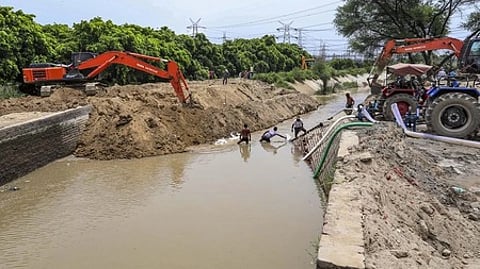 According to the tender, the work will involve excavation and safe transfer of 48,782 metric tonnes of waste, largely a mix of silt and municipal solid waste, to designated landfill sites.