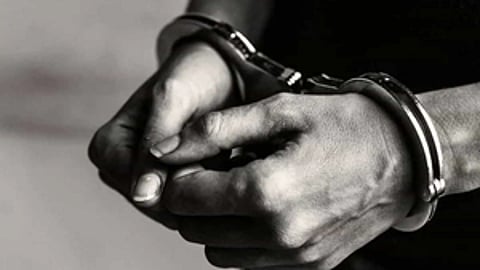 The arrested have been identified as Nikhil, Sajil, Ashik, and Bushara, residents of Palluruthy, Kaloor, and Cheranalloor respectively.