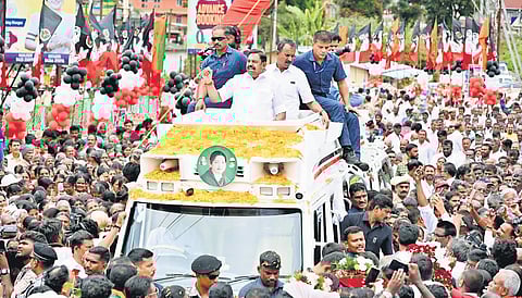 AIADMK leader Edappadi K Palaniswami campaigning in Nilgiris.