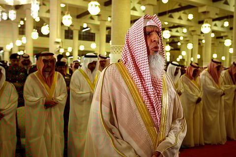 The grand mufti of Saudi Arabia, Sheikh Abdulaziz al-Sheikh, prays at the Imam Turki bin Abdullah mosque during Eid al-Fitr morning prayers in Riyadh, Saudi Arabia, Sept. 9, 2010.
