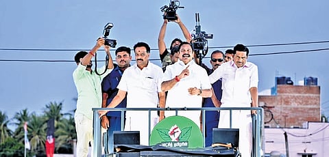 AIADMK general secretary Edappadi K Palaniswami campaigning at Velayuthampalayam.