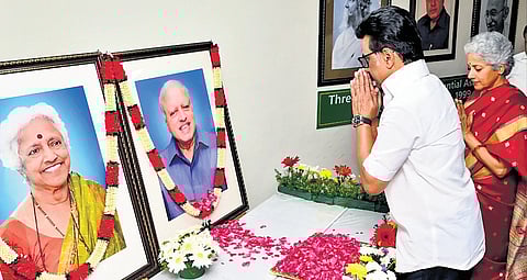 CM MK Stalin paying tributes to scientist MS Swaminathan on Saturday.
