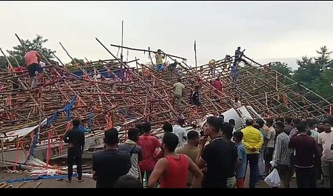 Following the accident, the puja committee has begun dismantling the entire pandal.