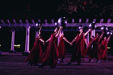 Sonnet of Samsara: A dialogue with space and self