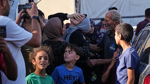 Nahrawan al-Khatib, mourns her husband, Yahya Barzaq, who was killed in an Israeli strikeon Deir al-Balah, Gaza Strip, Wednesday, Oct 1, 2025