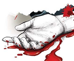 Sources said the suspect, 53-year-old Sankar, the caretaker of the motor room, repeatedly assaulted Daskumar for allegedly stealing his cutting machine and selling it for Rs 2,000.