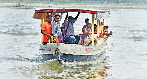 Delhi Chief Minister Rekha Gupta during her visit in Yamuna Ghats for upcoming Chhat at Hathi Ghat, Laxmi Nagar.