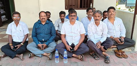 The Marumalarchi Makkal Iyakkam staged a sit-in protest on Monday at the campus of the Chief Educational Officer (CEO) in the city, condemning the School Education Department for not conducting the Right to Education (RTE) admission