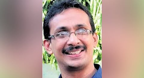 Writer E Santhosh Kumar