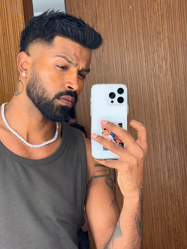Cricketer Hardik Pandya wearing a beaded piece