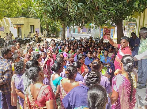 Across the 60 wards of the corporation, the workers ceased to collect household waste in protest against the agency on Monday.