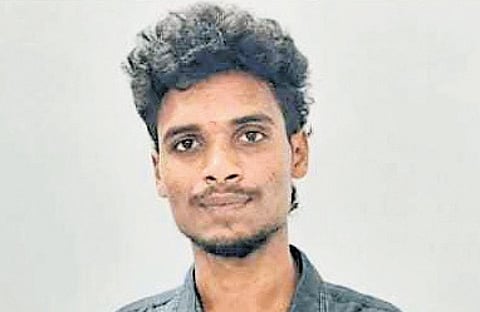 The deceased identified as S Ramachandran of Ramanaickenpatti, Batlagundu, belonged to a Backward Class (BC) community.