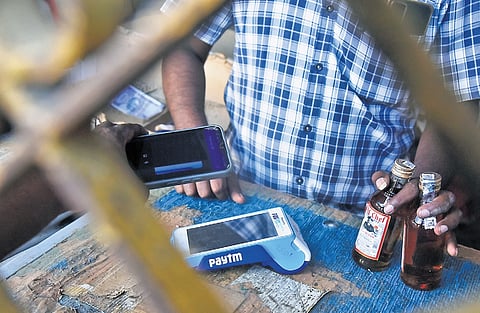 A Tasmac official pointed out that major cities contribute nearly 40% to Tasmac’s daily revenue, while tourist spots see a sharp rise in sales during holidays