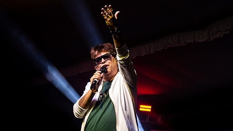 Music composer and singer Jeet Gannguli performing at Bani Sangha Alwal’s Durga Puja celebration