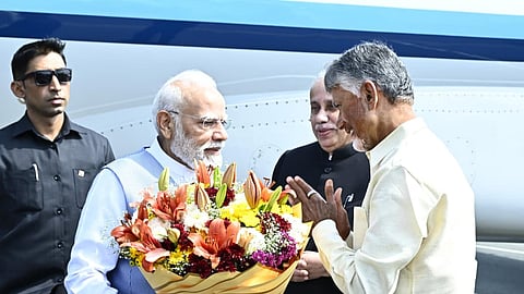 Prime Minister Narendra Modi arrived at Orvakal Airport in Kurnool, where he was greeted warmly by Andhra Pradesh Governor Justice Abdul Nazeer, Chief Minister N. Chandrababu Naidu, Deputy Chief Minister Pawan Kalyan, Minister Nara Lokesh, and other prominent figures.