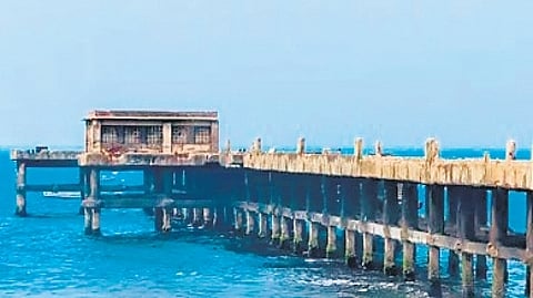 Covering around 2.04 acres, the site includes the 214-metre-long Valiyathura pier with a 29-metre T-head, four warehouses, a two-storey port office building and a three-storey residential quarters block.