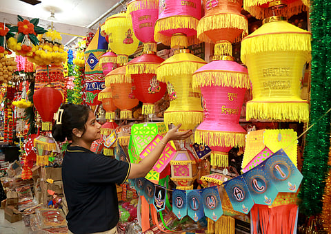 ‘Helicopter shot’, ‘Vande Bharat pop’ among Diwali specials