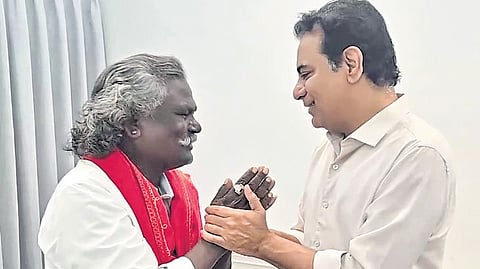 KTR steps in to aid ailing folk artiste Mogilaiah