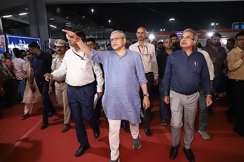 Minister Vaishnaw stated that Indian Railways has made comprehensive arrangements to ensure that passengers do not face any inconvenience despite the festive rush.