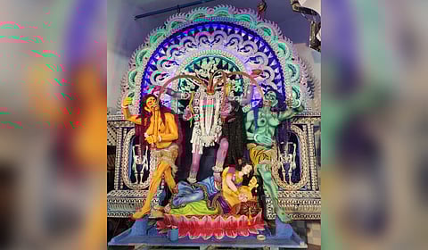 The idol of Goddess Chhinnamasta
at Bakhrabad Loka Mandala puja pandal in Cuttack