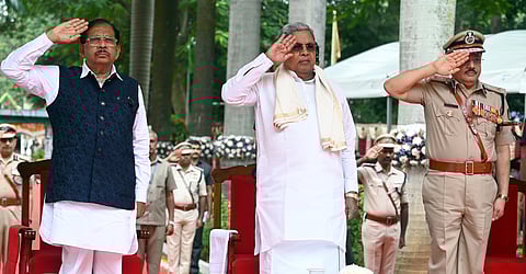 Chief Minister Siddaramaiah,Home Minister G Parameswar,DGIGP MA Saleem at the paid tribut to police personnel on the Occasion of Police Commemoration Day in Bengaluru on Tuesday.