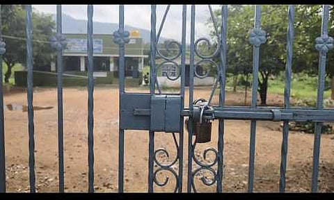 Parents of students locked the Indira Nagar Government Middle School at Valaiyampattu panchayat near Vaniyambadi in Tirupattur district.