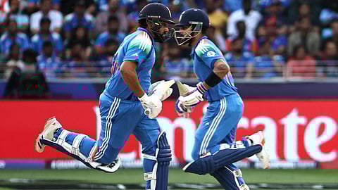 Rohit Sharma (L) and Virat Kohli