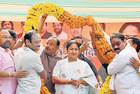 CM Rekha Gupta during inauguration of eco-friendly Chhath Ghat.