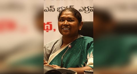 Panchayat Raj and Rural Development Minister D Anasuya Seethakka remarked that some “political unemployed” individuals who lost power were now staging dramas in the name of unemployment (Baaki) cards.