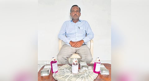 Sleuths of the Anti-Corruption Bureau (ACB) on Saturday arrested the Deputy Registrar of Cooperative Societies in Mancherial.