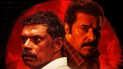 Vinayakan (L) and Mammootty (R) in Kalamkaval