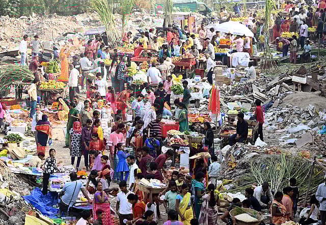 People busy in shopping on the eve of Chhath Puja Celebration in New Delhi on Sunday.