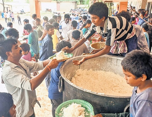 food distribution at a relief camp
