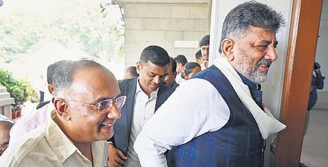 Deputy CM DK Shivakumar and Health Minister Dinesh Gundu Rao arrive to attend the cabinet meeting in Vidhana Soudha in Benglauru on Thursday.