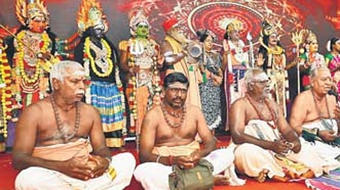 Odhuvars chanting hymns during the Sathaya Vizha in Thanjavur