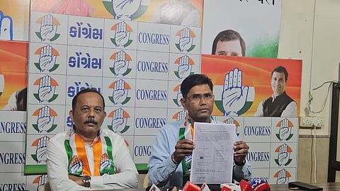 Congress spokesperson Dr Hiren Banker dropped a dossier of evidence, asserting that “BJP’s corruption is no longer an allegation — it’s a confession.”