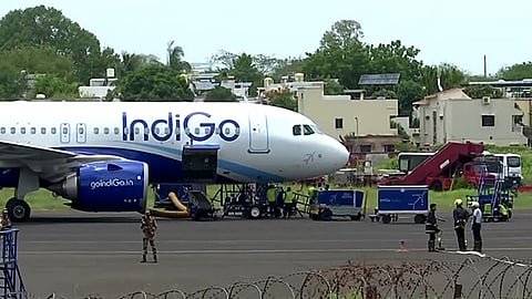 After the airport alerted the airline, the cockpit crew decided to divert the flight to Mumbai airport.
